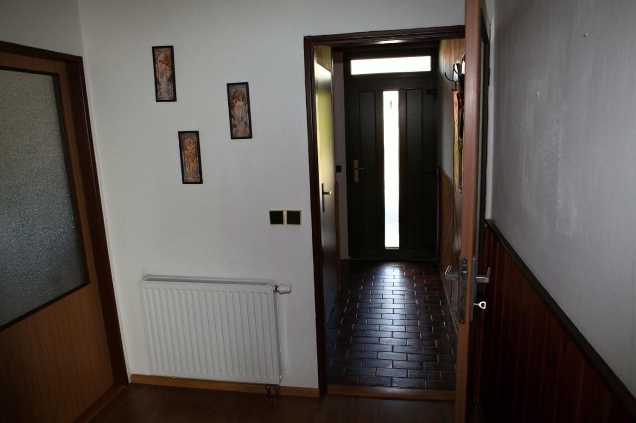 Dum V Ceskem Raji Villa Dolní Bousov Dış mekan fotoğraf