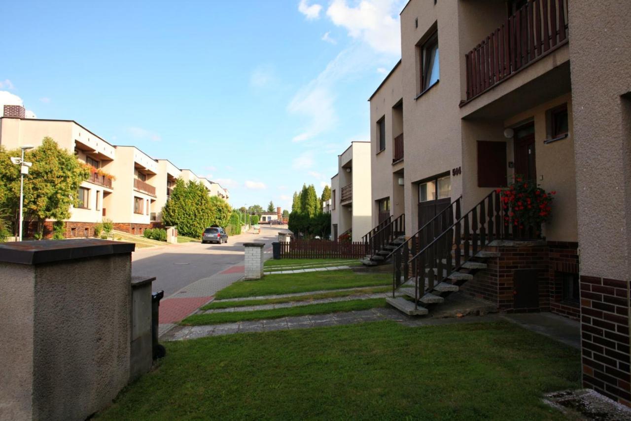 Dum V Ceskem Raji Villa Dolní Bousov Dış mekan fotoğraf